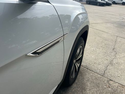 New 2026 Volkswagen Atlas Cross Sport SE image 33