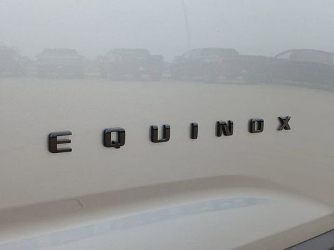 New 2026 Chevrolet Equinox LT w/ Convenience Package II image 33