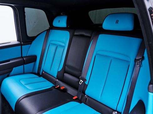 Used 2025 Rolls-Royce Cullinan AWD/4WD image 57