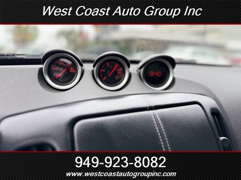 Used 2010 Nissan 370Z Touring w/ Sport Pkg image 16