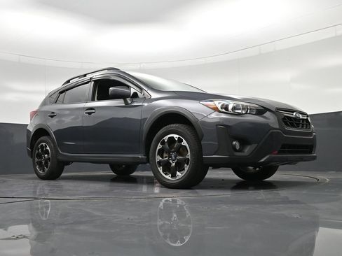 Used 2023 Subaru Crosstrek 2.0i Premium AWD/4WD image 35