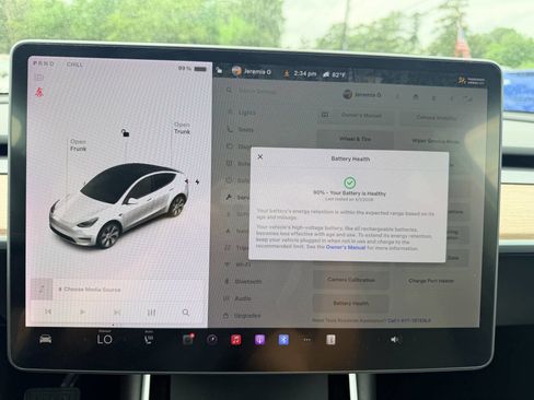 Used 2021 Tesla Model Y Long Range image 30