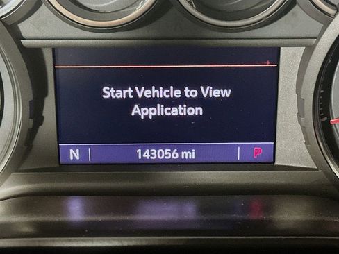 Used 2019 Chevrolet Silverado 1500 LT Trail Boss AWD/4WD image 15
