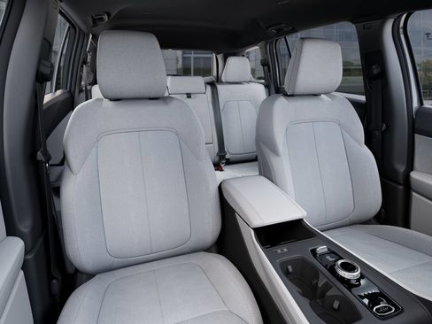 New 2026 Jeep Cherokee Laredo AWD/4WD image 17