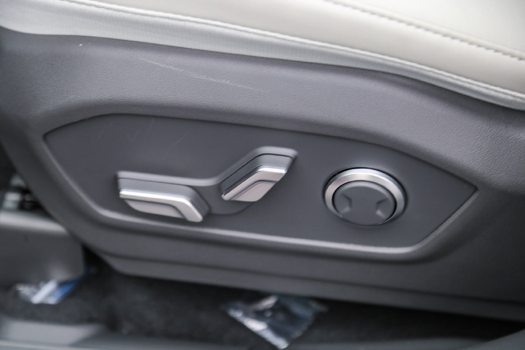 Certified 2026 Hyundai Santa Fe SEL AWD/4WD image 22