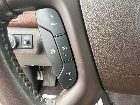 Used 2014 Buick Enclave Leather FWD image 11