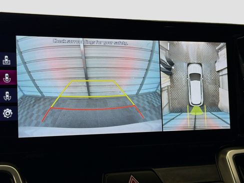 Used 2021 Kia Sorento SX image 16