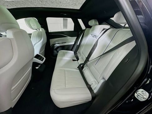 New 2025 Cadillac Lyriq Luxury image 14