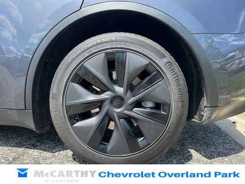 Used 2021 Tesla Model Y Long Range AWD/4WD image 9