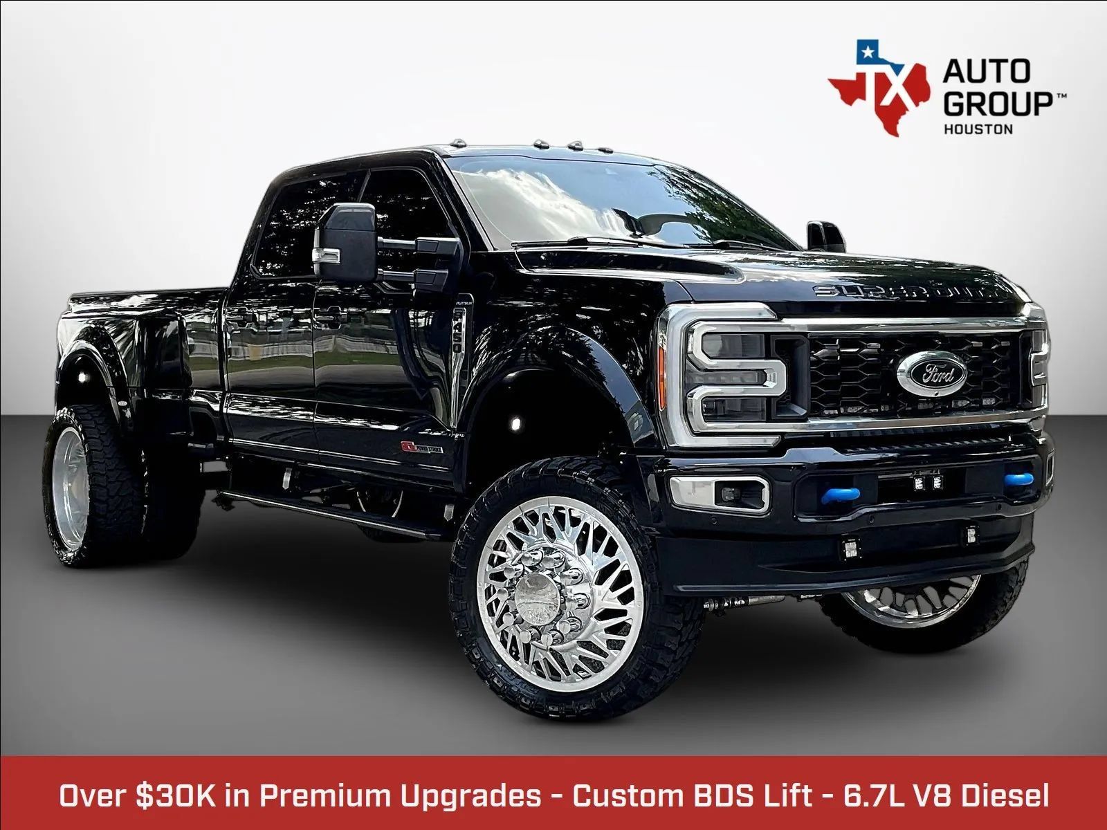 Used 2023 Ford F450 Platinum w/ FX4 Off-Road Package AWD/4WD image 1