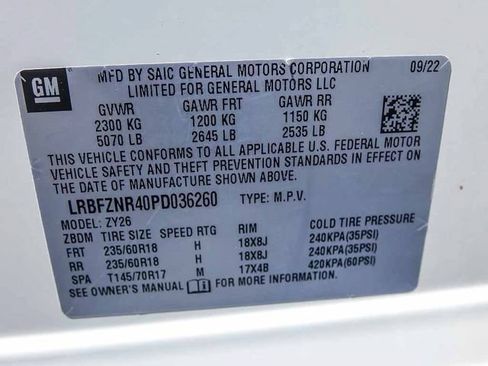 Certified 2023 Buick Envision Essence FWD image 31