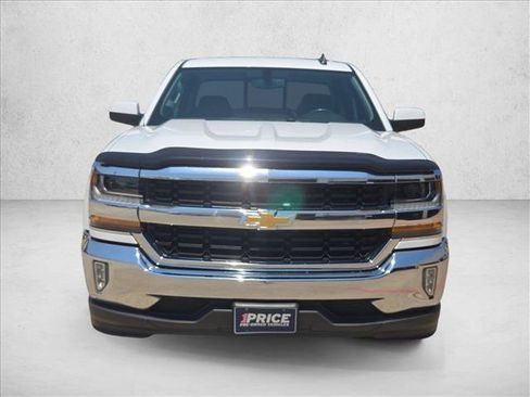 Used 2018 Chevrolet Silverado 1500 LT w/ Texas Edition RWD image 2