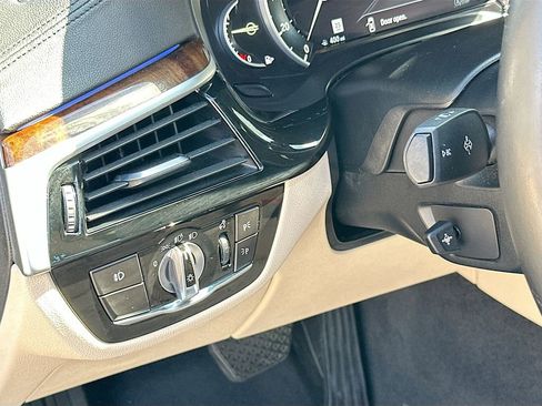 Used 2017 BMW 530i image 10