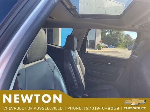 Used 2015 Chevrolet Traverse LT AWD/4WD image 10