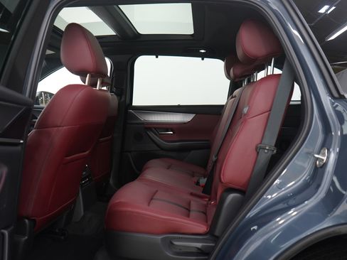 Used 2025 MAZDA CX-70 3.3 Turbo S w/ Premium Package image 19