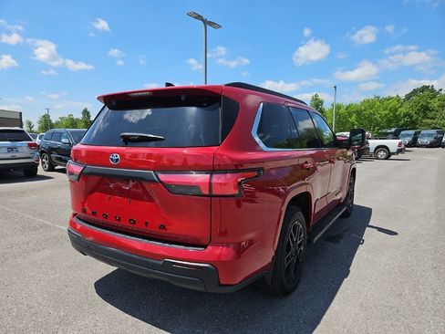 Used 2023 Toyota Sequoia SR5 w/ SR5 Premium Package AWD/4WD image 7