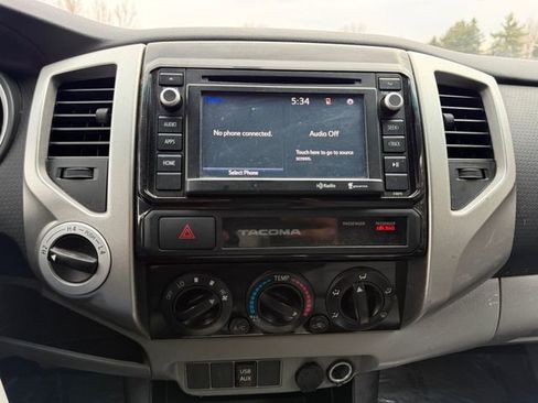 Used 2015 Toyota Tacoma 4x4 Access Cab V6 w/ SR5 Package image 7