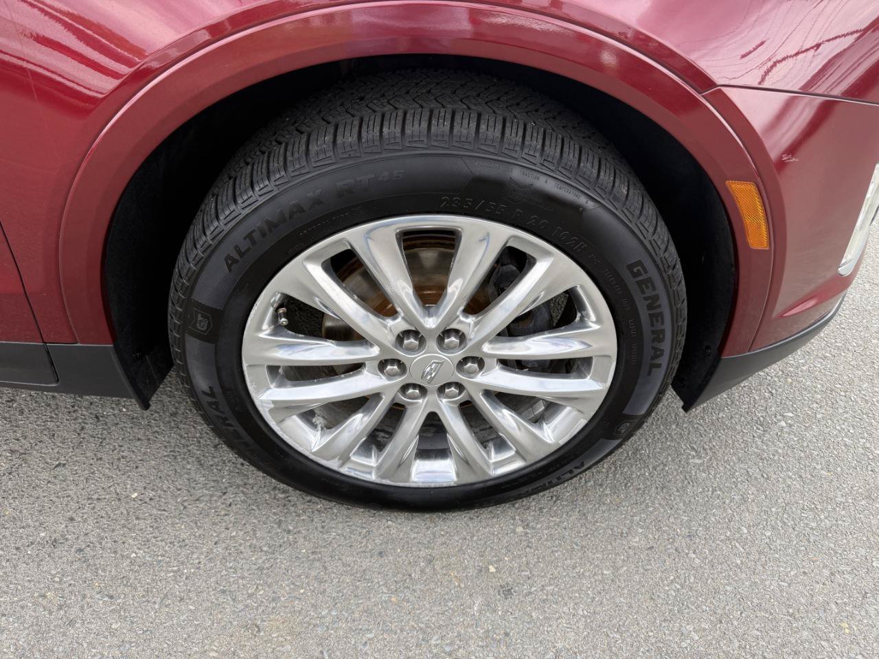 Used 2017 Cadillac XT5 Platinum AWD/4WD image 13