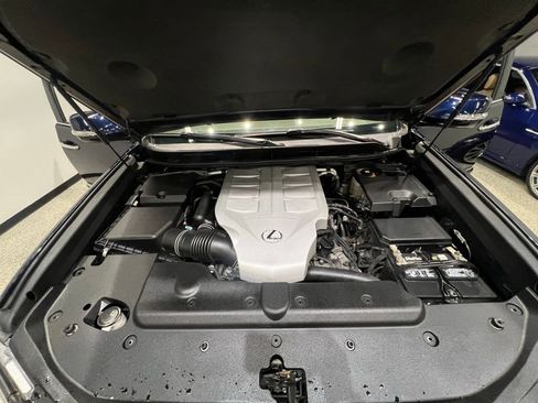 Used 2018 Lexus GX 460 Premium w/ Premium Package image 60