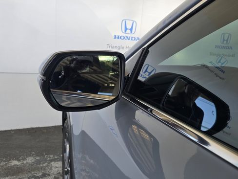 Used 2021 Honda CR-V EX image 29