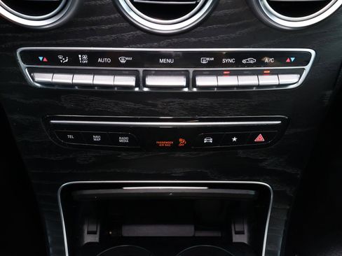 Used 2022 Mercedes-Benz GLC 300 image 26