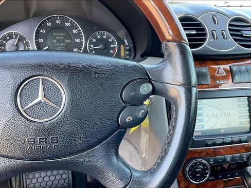 Used 2009 Mercedes-Benz CLK 550 Cabriolet image 9