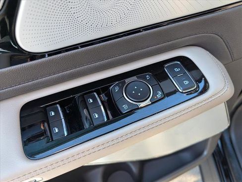 Used 2023 Lincoln Aviator Reserve w/ Equipment Group 201A image 34