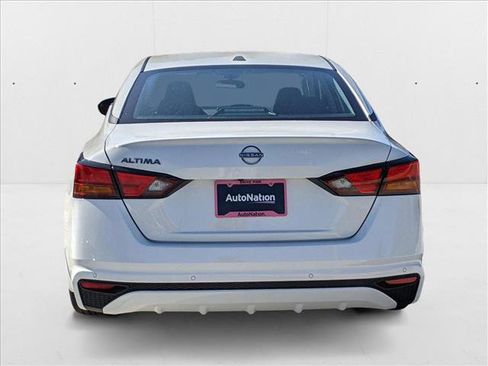 New 2025 Nissan Altima 2.5 S image 7