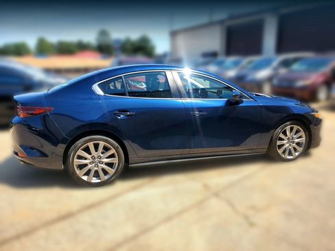 Used 2020 MAZDA MAZDA3 Sedan w/ Select Package FWD image 14