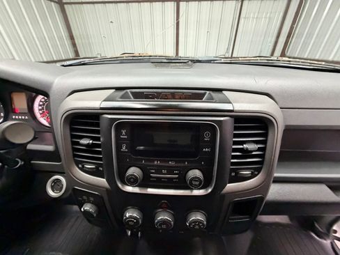 Used 2018 RAM 2500 Tradesman w/ Chrome Appearance Group AWD/4WD image 21