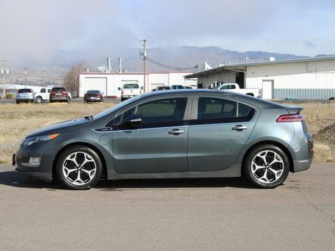 Used 2013 Chevrolet Volt Premium w/ Premium Trim Package image 2