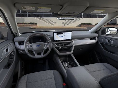 New 2026 Ford Explorer Active RWD image 9
