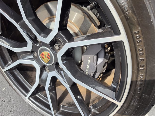 Used 2023 Porsche Taycan RWD image 13