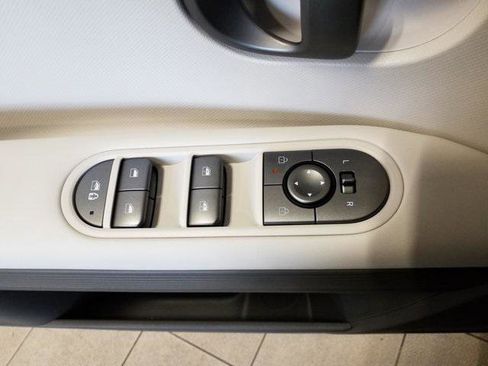 New 2026 Hyundai Ioniq 5 SEL image 13