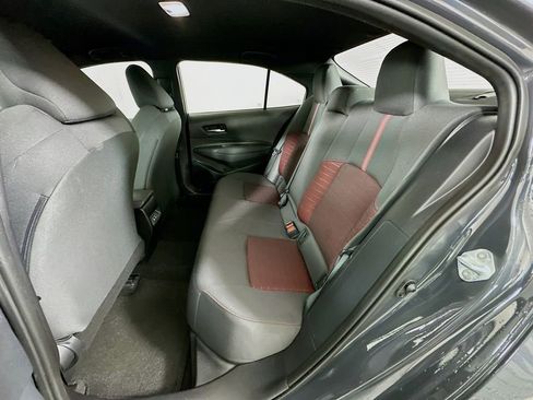 Used 2025 Toyota Corolla SE FWD image 24