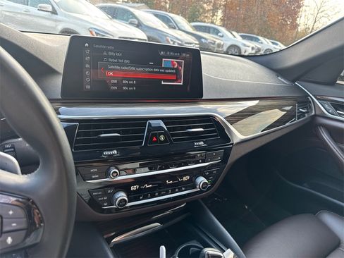 Used 2018 BMW 540i image 29