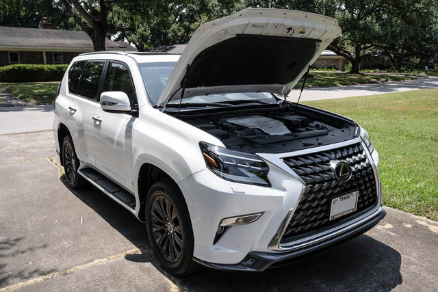 Used 2023 Lexus GX 460 Luxury w/ Sport Design Package AWD/4WD image 17