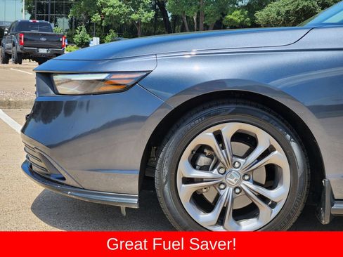 Used 2023 Honda Accord EX image 8