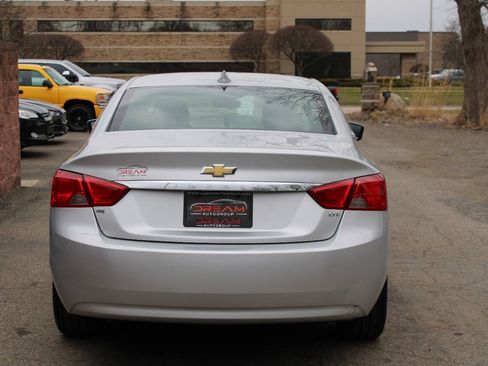 Used 2019 Chevrolet Impala LT FWD image 8
