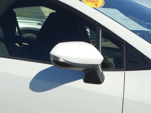 Used 2019 Toyota Corolla SE image 7