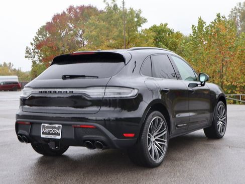 New 2026 Porsche Macan image 8