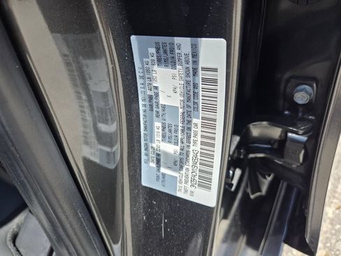 Certified 2025 MAZDA MAZDA3 s FWD image 21