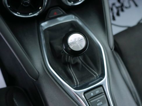 Used 2018 Chevrolet Camaro SS image 28