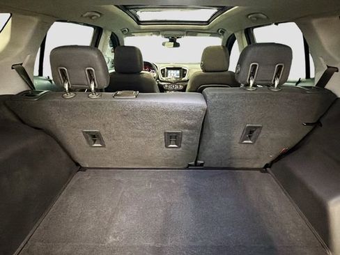 Used 2020 GMC Terrain SLE w/ Driver Convenience Package image 26