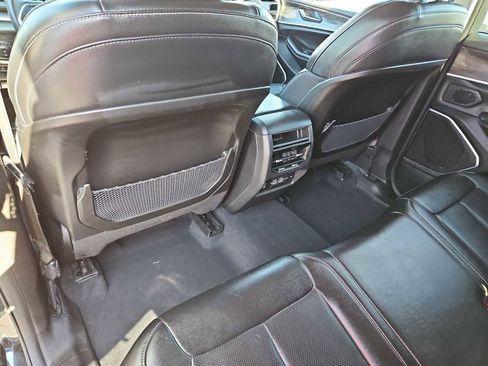 Used 2022 Jeep Grand Cherokee Limited 4xe w/ Luxury Tech Group II image 19