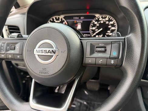 Used 2021 Nissan Rogue SV FWD image 26