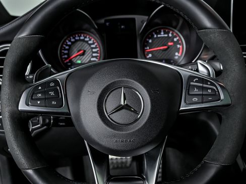 Used 2018 Mercedes-Benz C 63 AMG S image 28