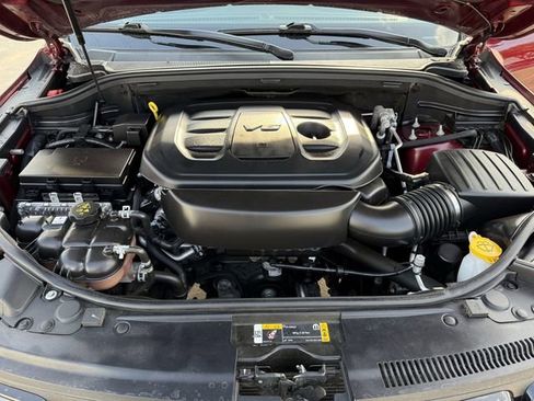 Used 2022 Jeep Grand Cherokee Laredo X image 24