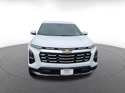 Used 2025 Chevrolet Equinox LT FWD image 4