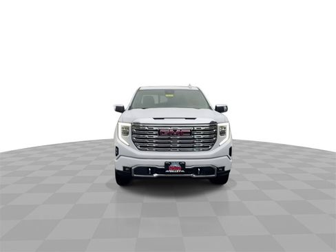 New 2026 GMC Sierra 1500 Denali w/ Denali Reserve Package image 3